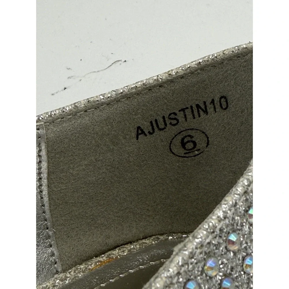 David's Bridal AJUSTIN10 Women's 6 Silver Rhinestone Peep Toe Flats.      1795